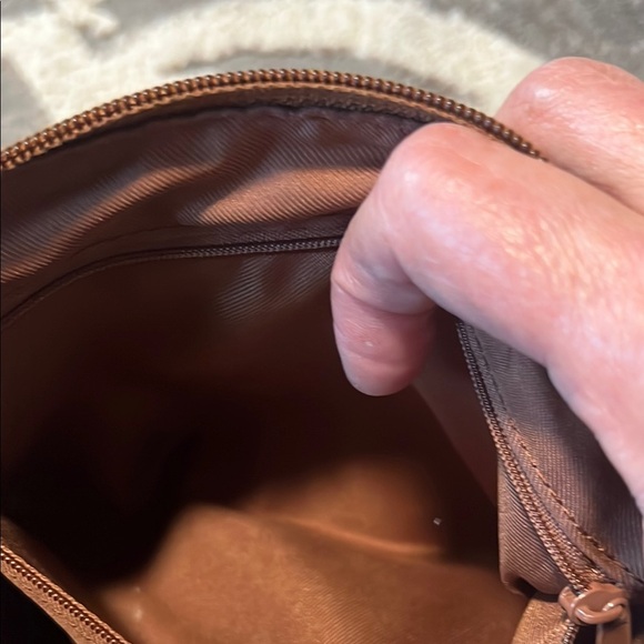 Fossil Brown Leather Shoulder Bag with Hobo Shape and Decorative Hardware vintag - Picture 7 of 9